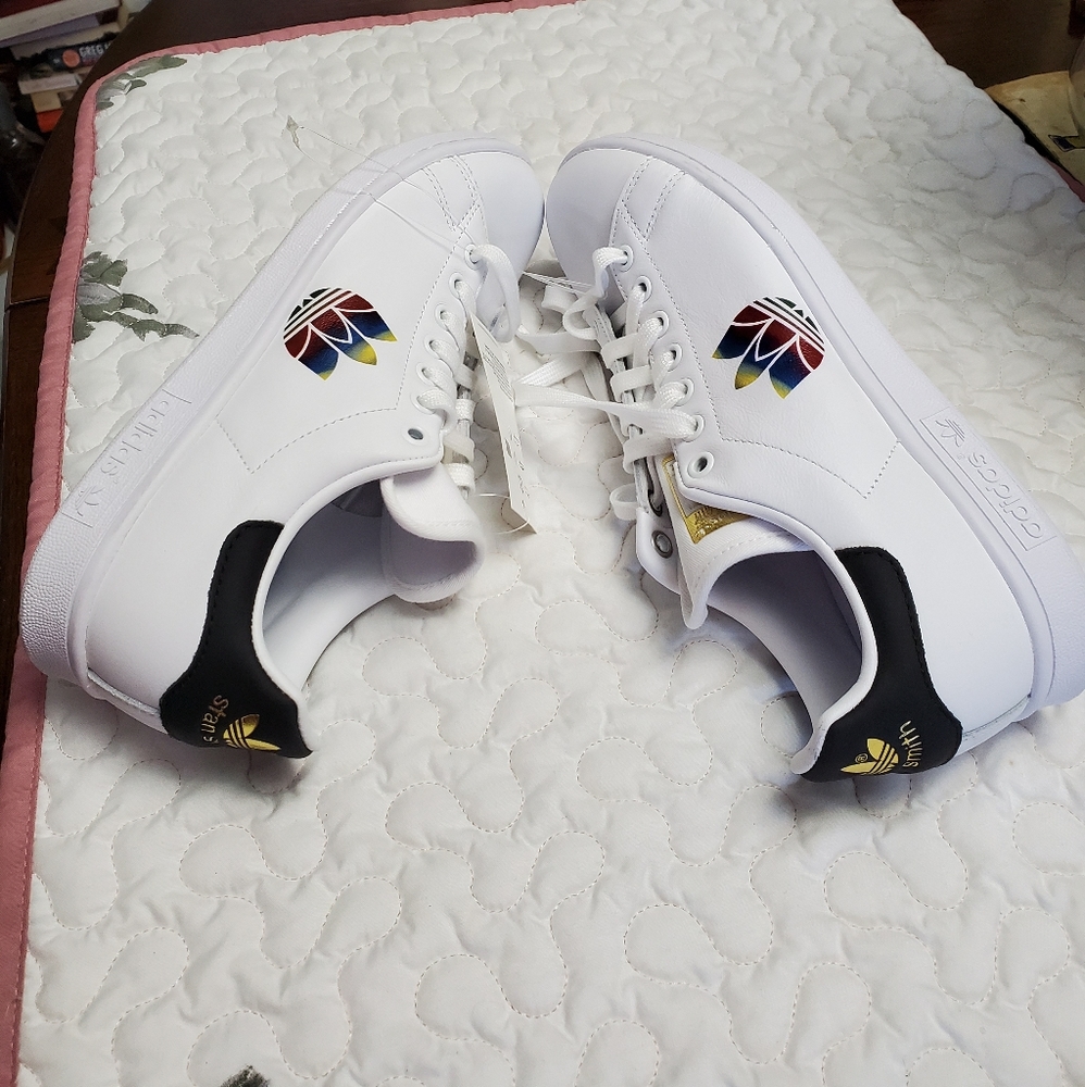 Adidas Stan Smith Trefoil White logo sz 9 NWOT